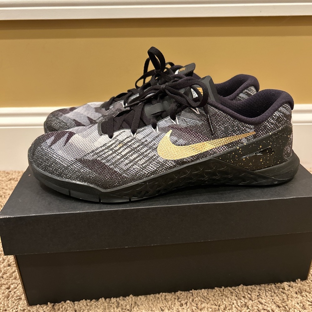 CUSTOM MADE Nike Metacon 3 Vanderbilt Football Gameday shoes